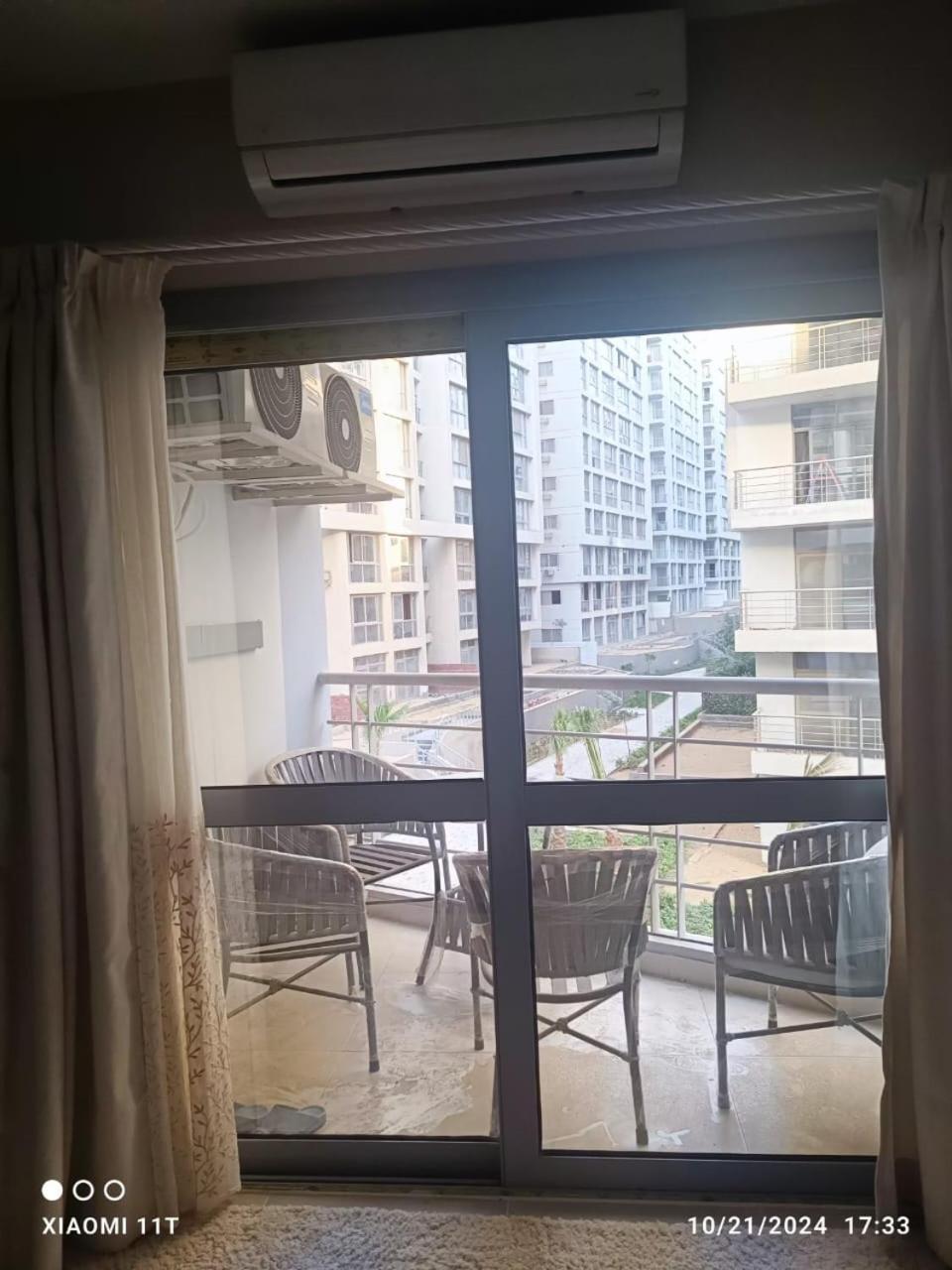 Apartment Warm Bubble N Z Heart Of